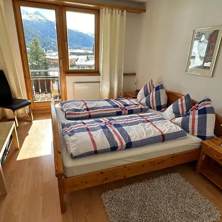 Apartamento Alberti 5 *